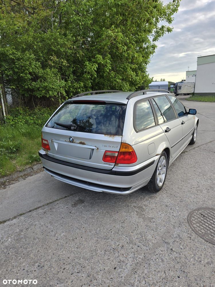 BMW Seria 3 320d - 4