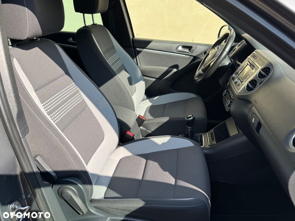 Volkswagen Tiguan - 27