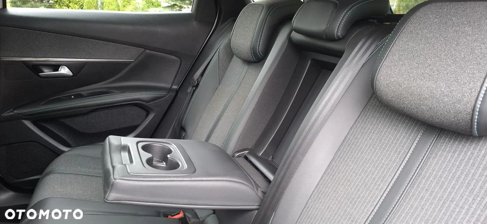 Peugeot 3008 - 24