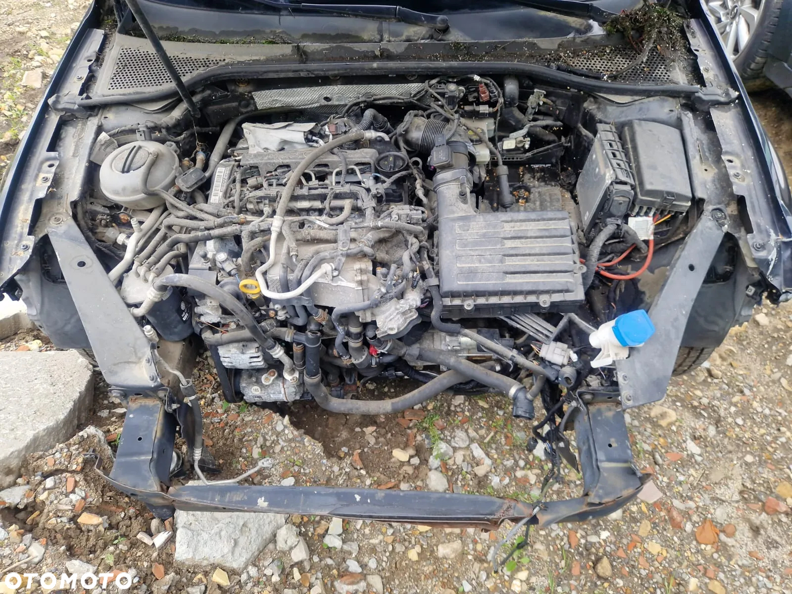 Volkswagen Passat 1.6 TDI BMT Trendline - 9