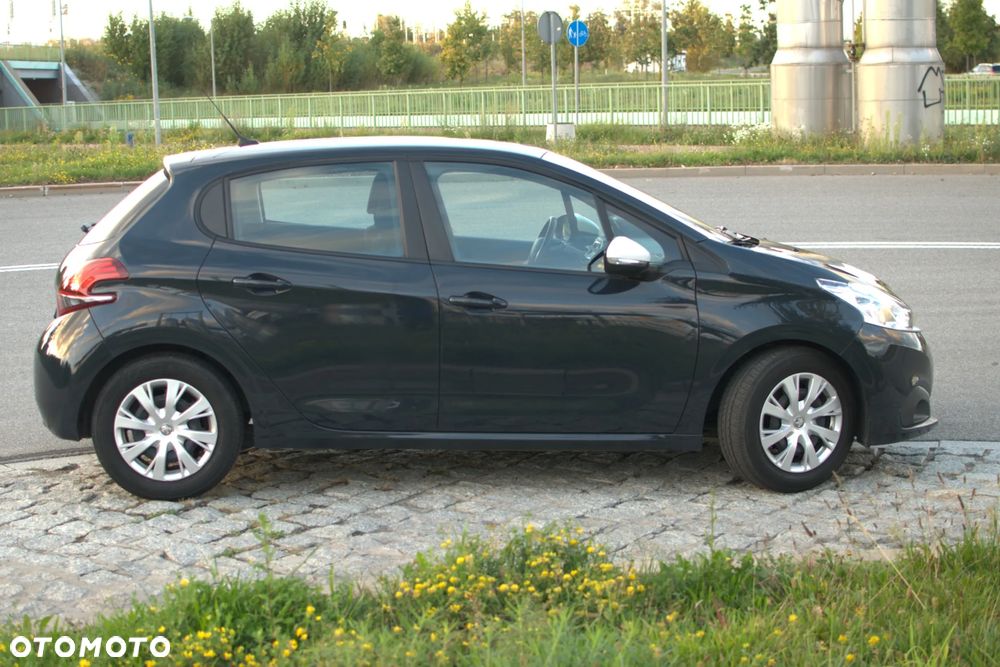 Peugeot 208 2019 photo 5