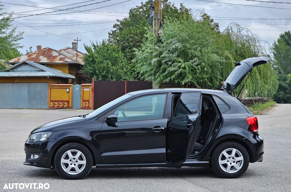 Volkswagen Polo - 2