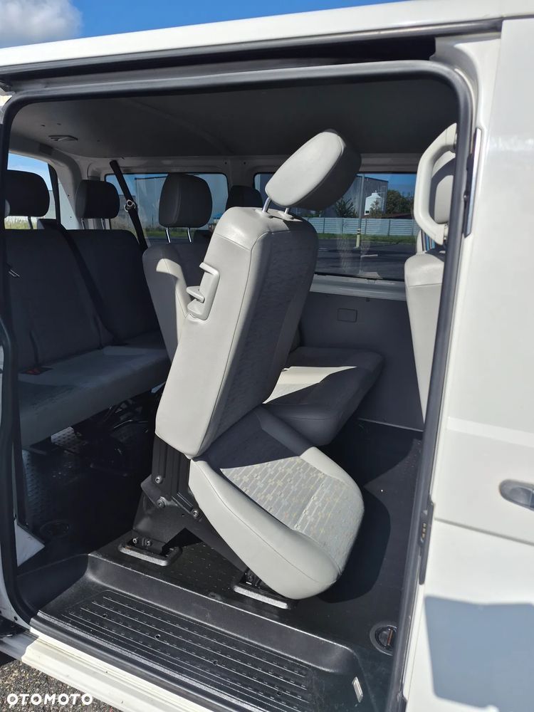 Volkswagen Transporter L2H1 - 22