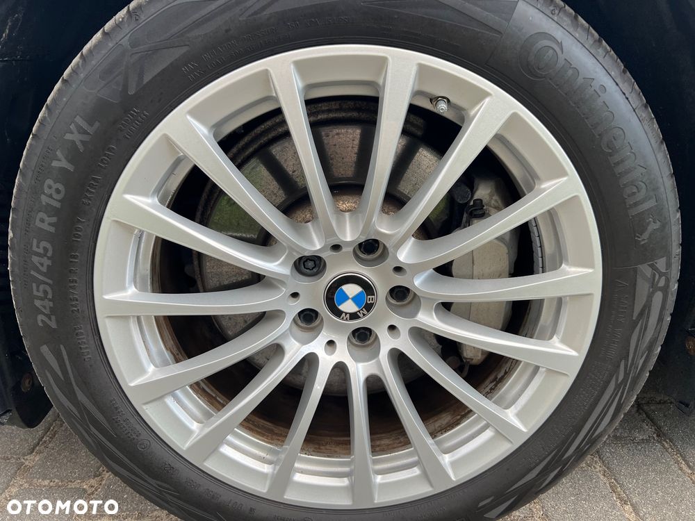 BMW Seria 5 530e xDrive - 15