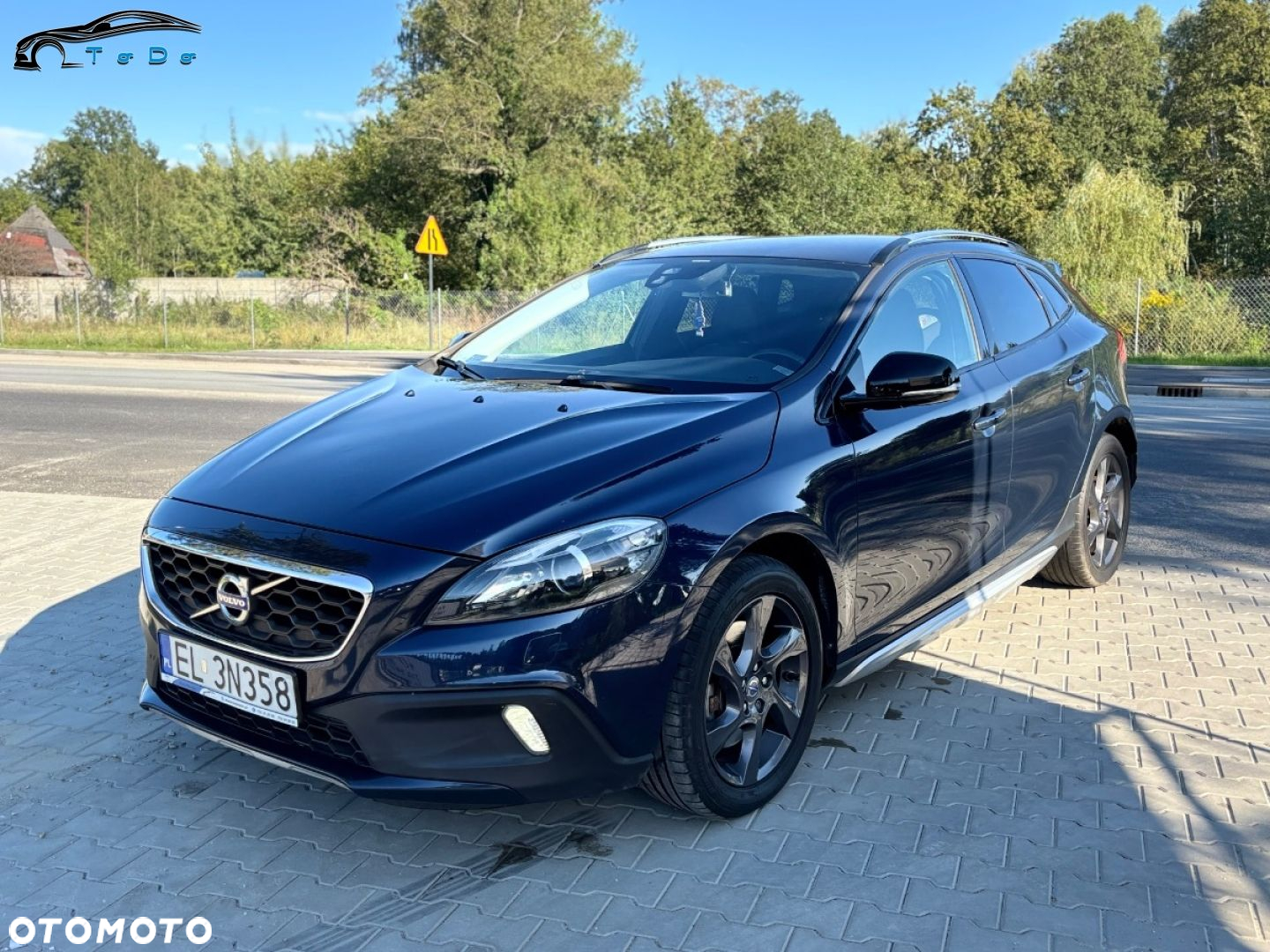 Volvo V40 Cross Country D3 Drive-E Summum - 3