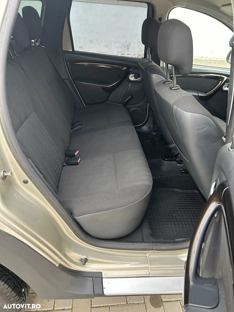 Dacia Duster 1.5 dCi 4x2 Prestige - 10