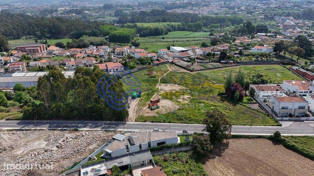 Moradia Térrea T4 de Excelência | Conforto, Privacidade e Modernidade - Grande imagem: 5/60