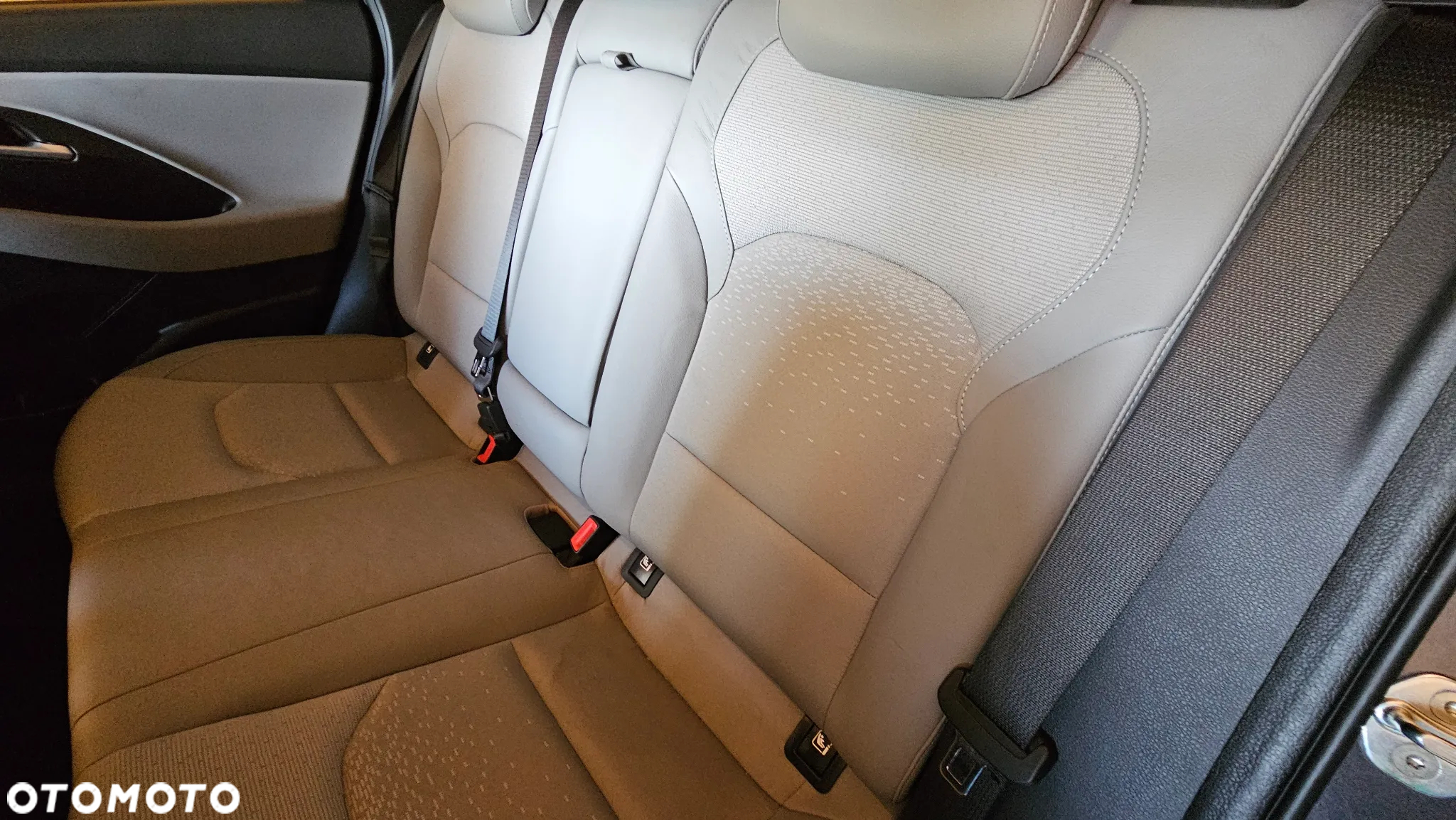 Hyundai i30 1.4 T-GDI Premiere Luxury DCT - 8