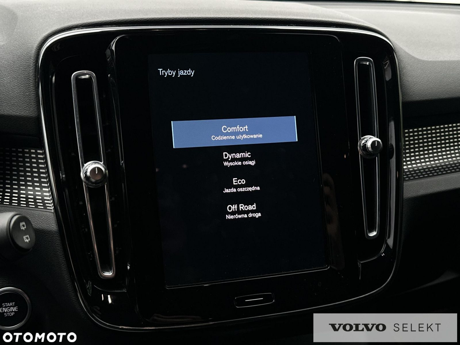 Volvo XC 40 - 29