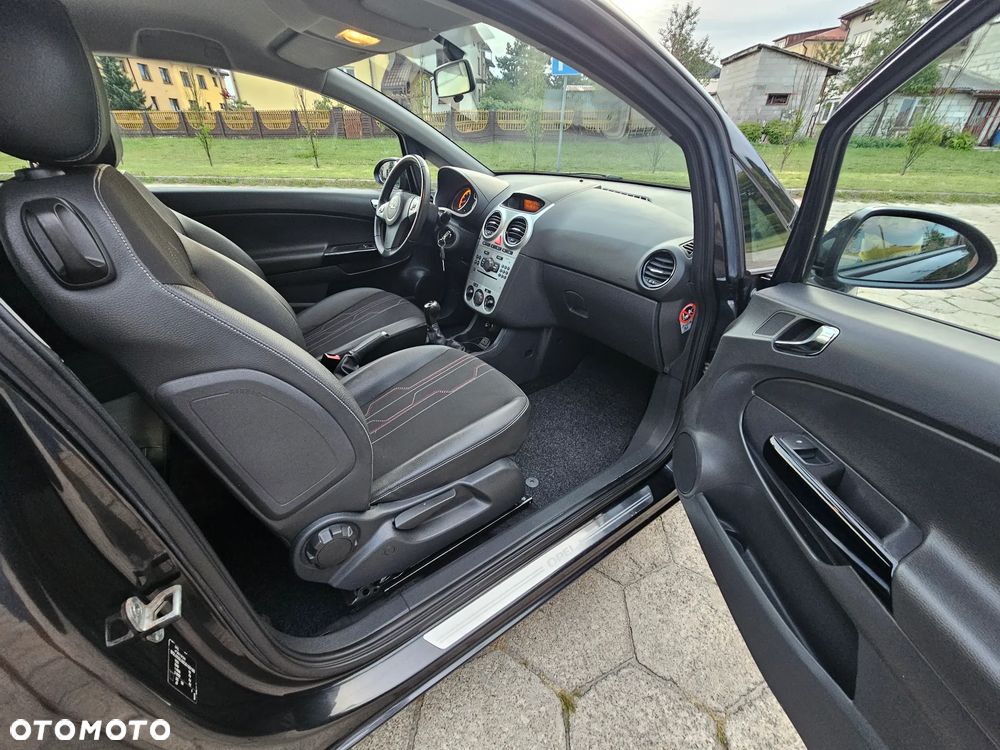 Opel Corsa 1.4 16V 150 Jahre - 5