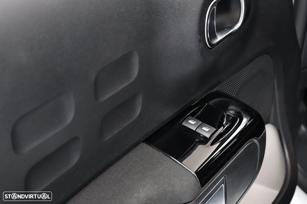 Citroën C3 1.2 PureTech Plus - 23