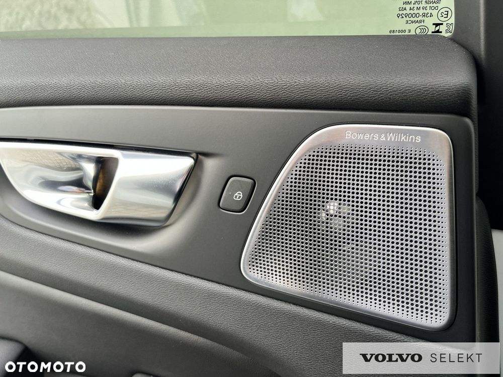 Volvo XC 60 - 31