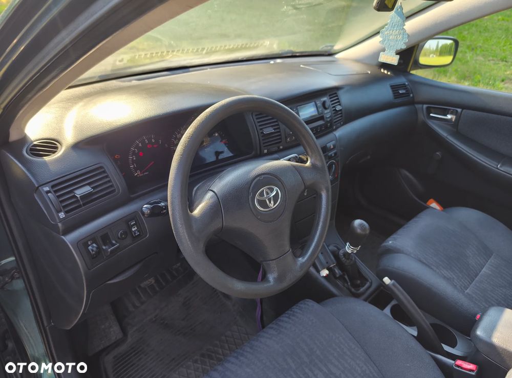 Toyota Corolla 1.4 VVT-i Base - 9