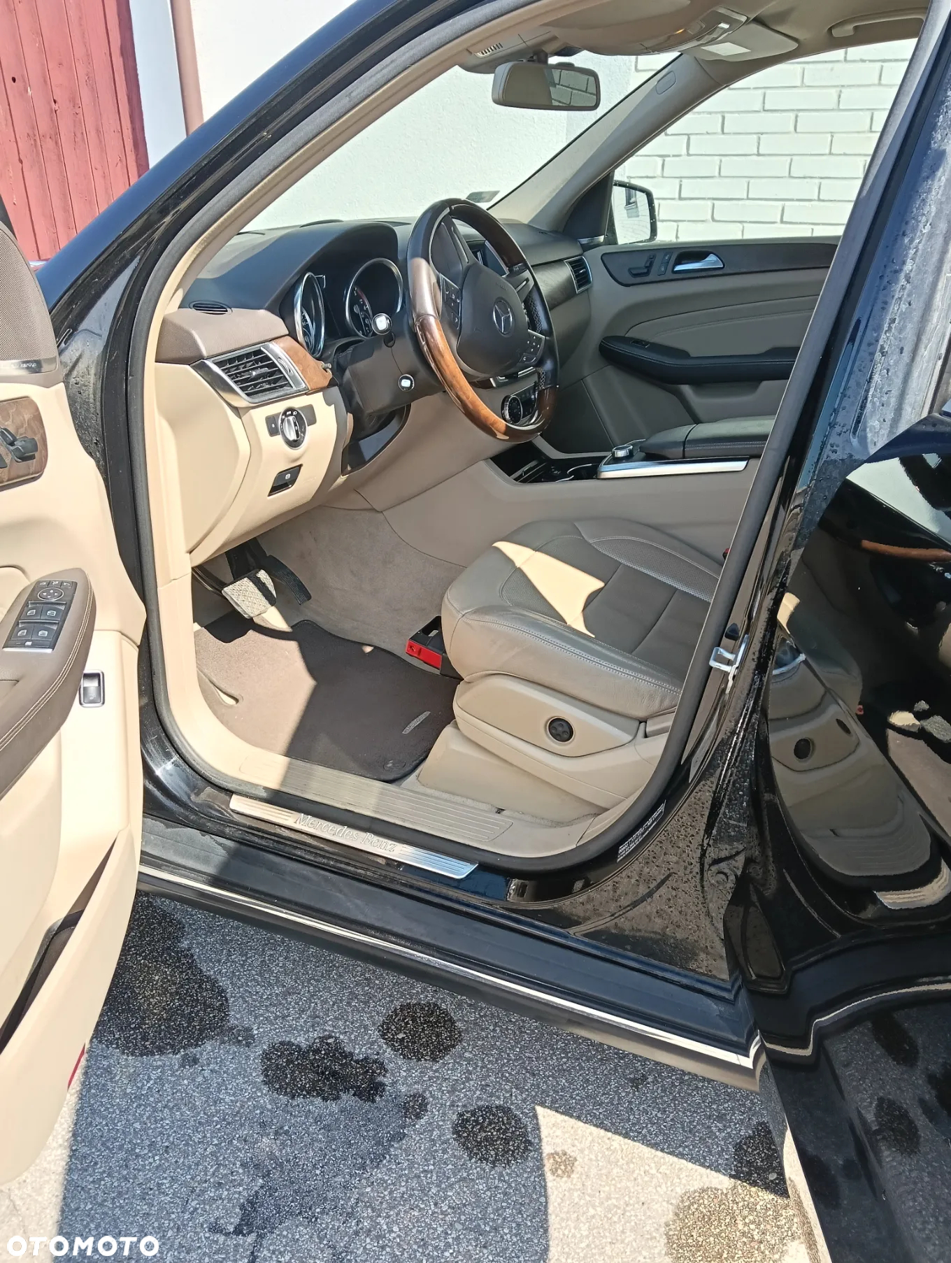 Mercedes-Benz ML 350 BlueTec 4-Matic - 4