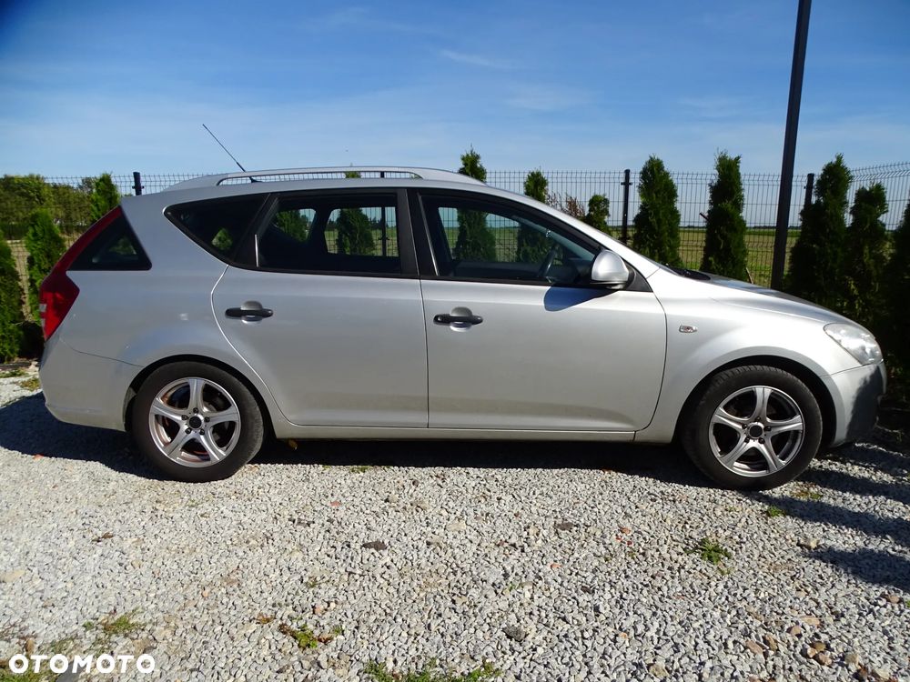 Kia Ceed Cee'd 2.0 crdi Optimum - 28