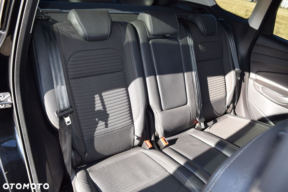 Ford Kuga 2.0 TDCi 4x4 Titanium - 25