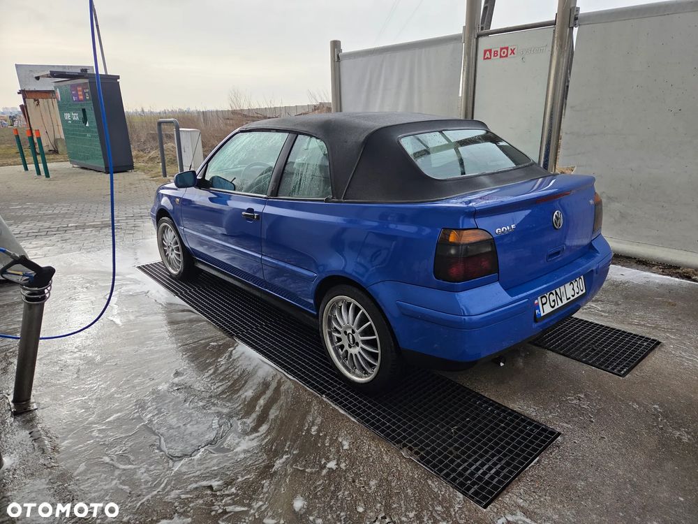 Volkswagen Golf 1.6 - 27