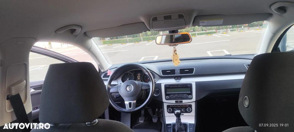 Volkswagen Passat 1.6 TDI BlueMotion Technology Highline - 5