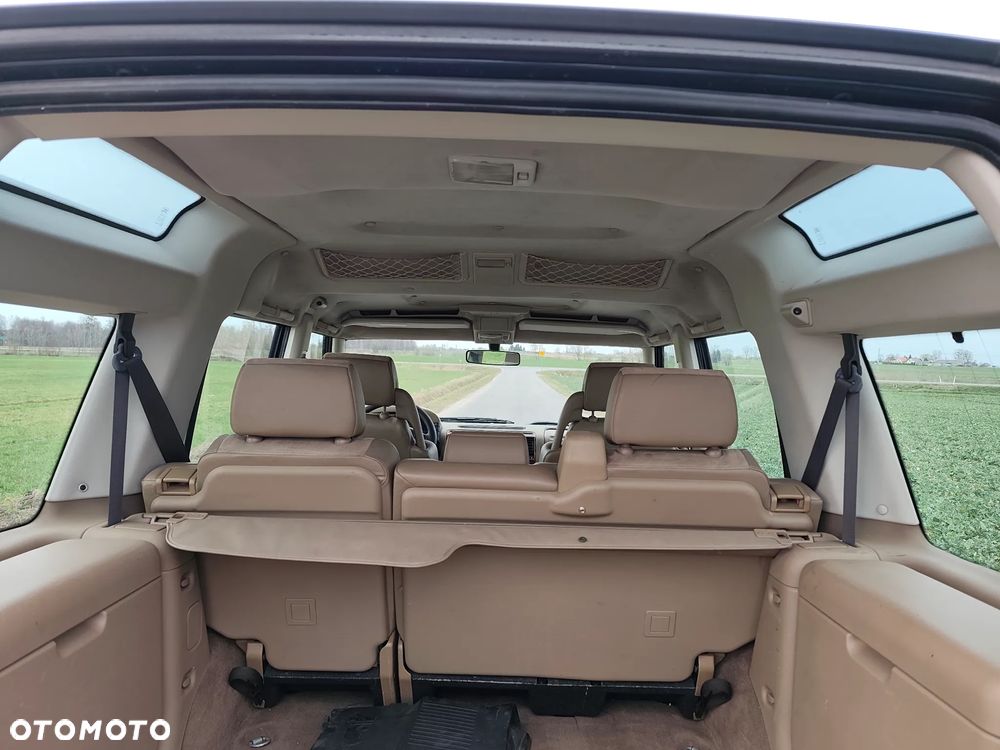 Land Rover Discovery - 24