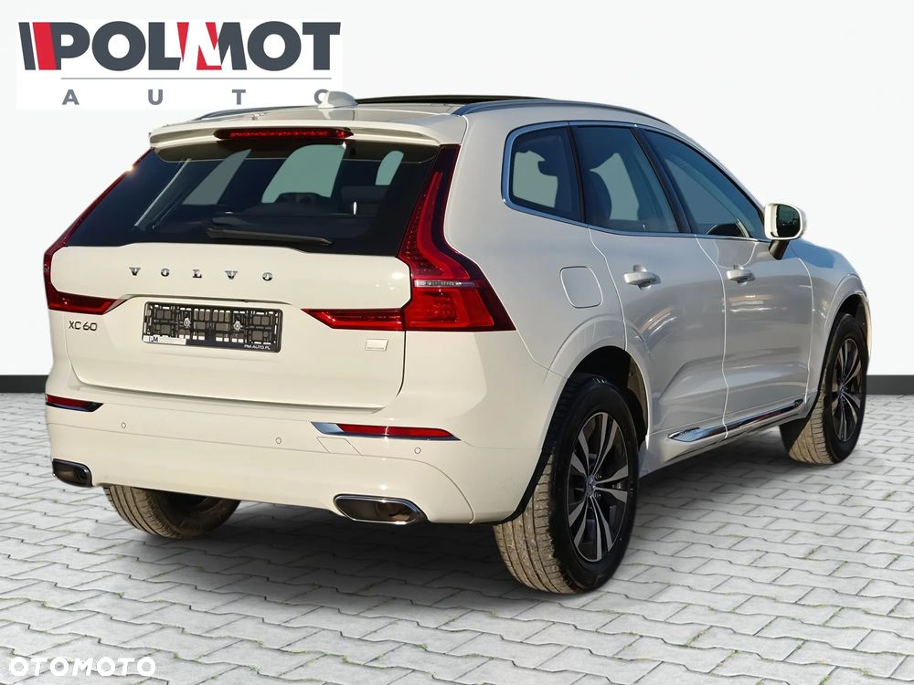 Volvo XC 60 T6 Plug-In Hybrid AWD Essential - 5