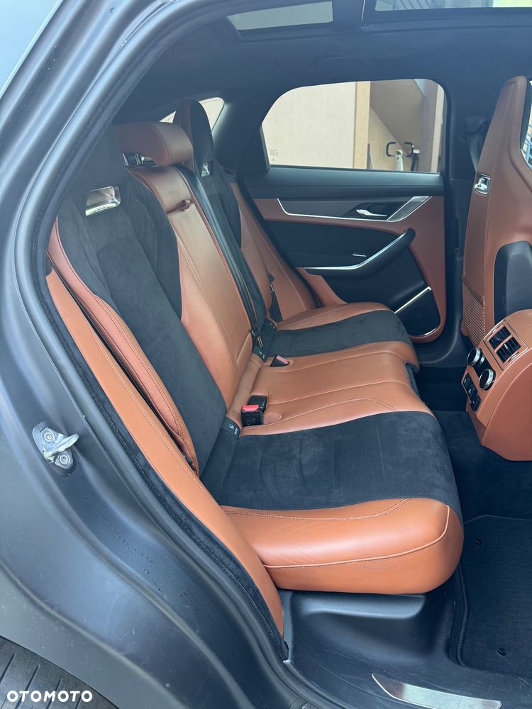 Jaguar F-Pace 5.0 V8 P550 AWD SVR - 15