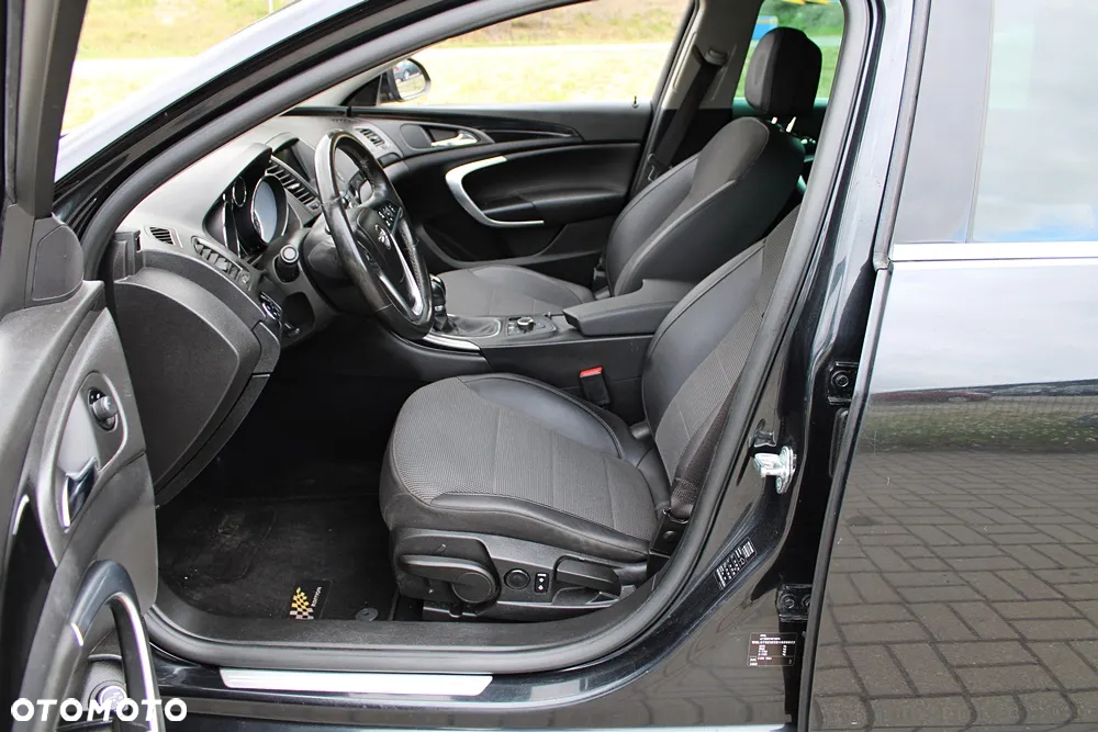 Opel Insignia - 26