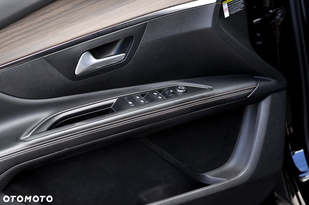 Peugeot 5008 PureTech 180 EAT8 Stop & Start GT - 13