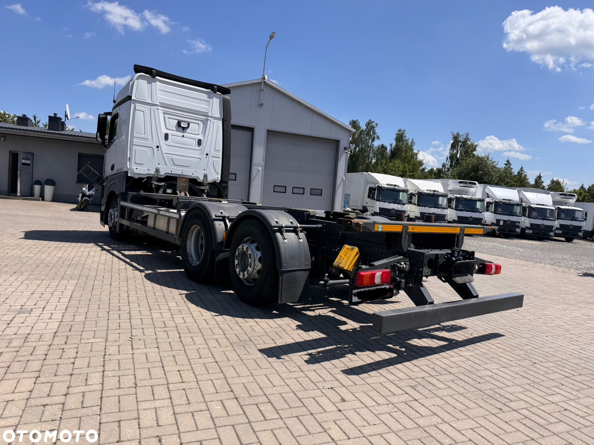 Mercedes-Benz ACTROS - 4