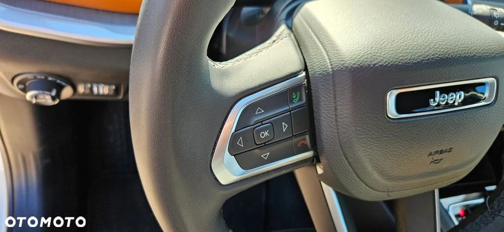 Jeep Compass - 30