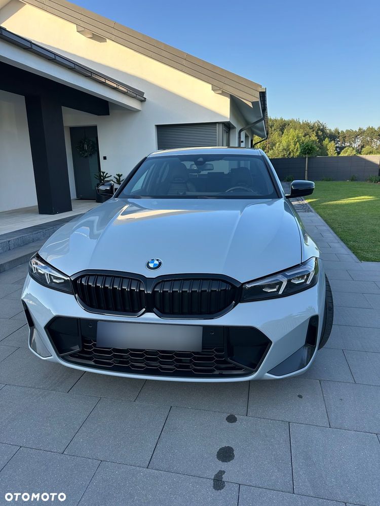 BMW Seria 3 320i xDrive M Sport - 1