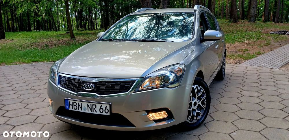 Kia Ceed 1.6 Crdi Comfort + - 5