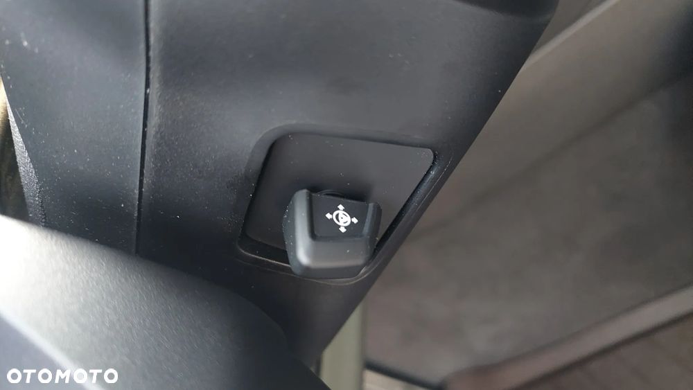 BMW Seria 5 - 29