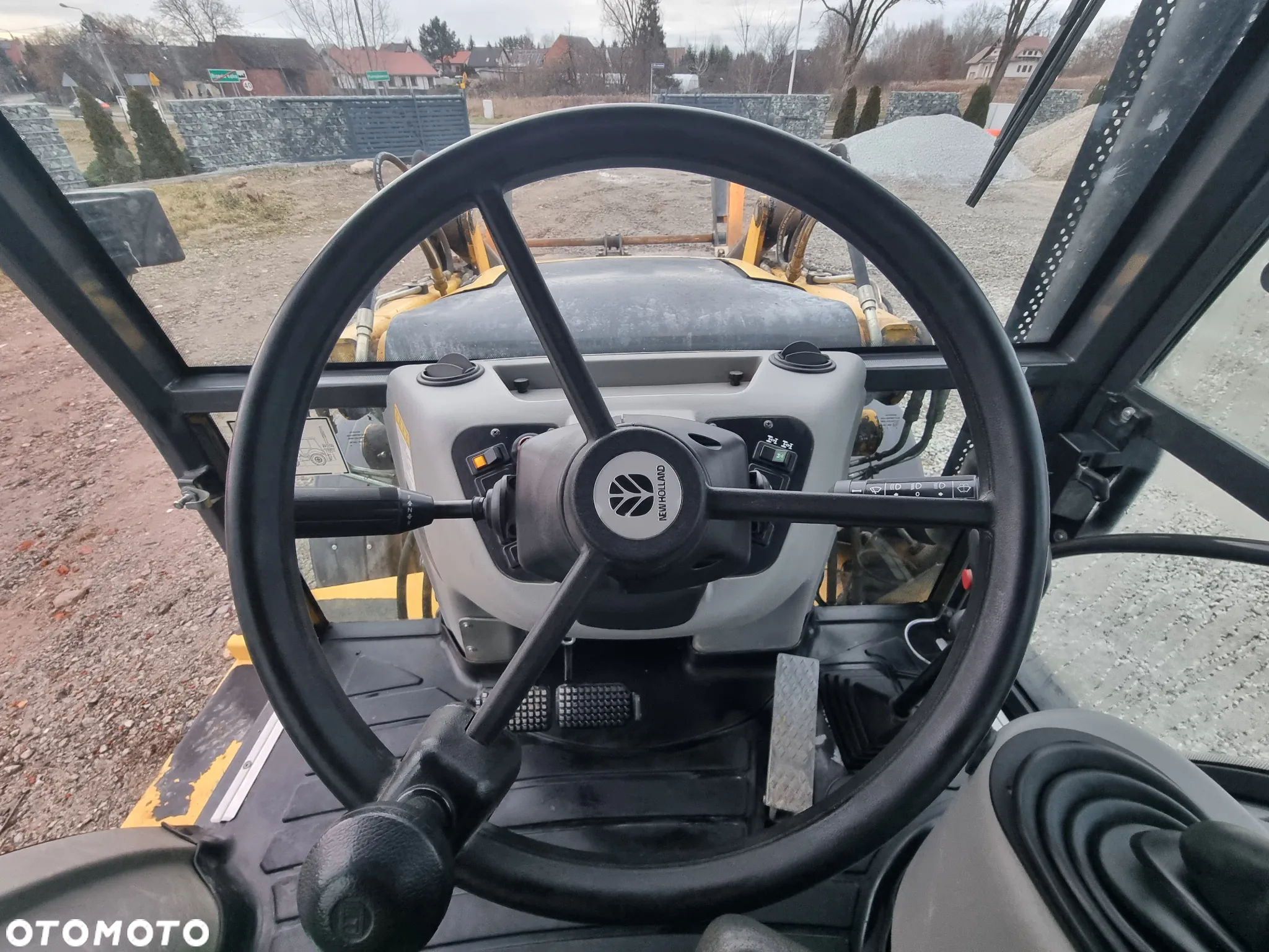 New Holland B110C - 13