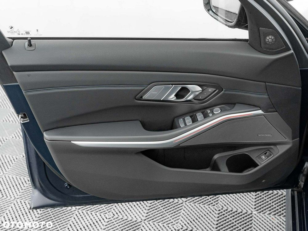 BMW Seria 3 M340i xDrive sport - 12