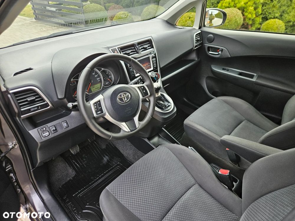 Toyota Verso S 1.33 VVT-i Comfort - 6