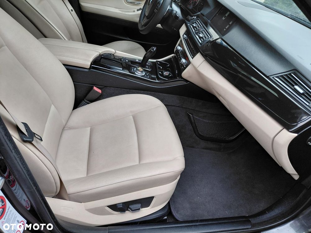 BMW Seria 5 - 16