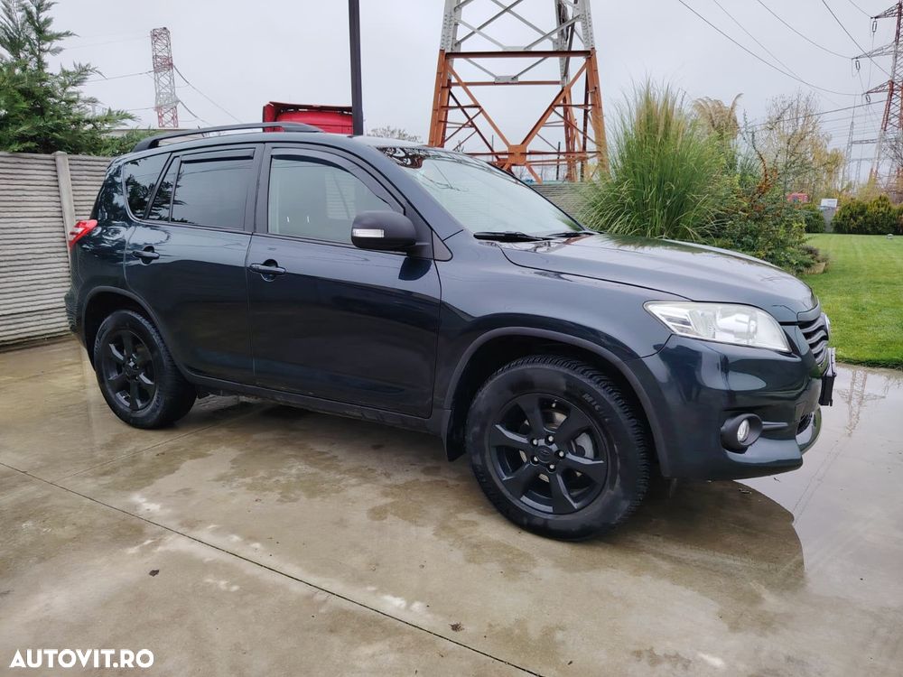 Toyota RAV4 2.2 D-4D Comfort - 1