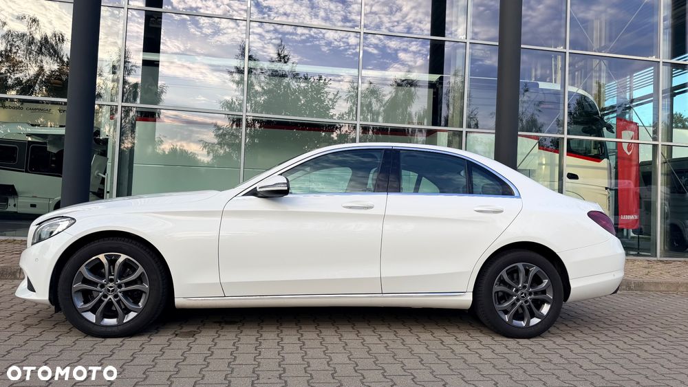 Mercedes-Benz Klasa C 180 9G-TRONIC - 12