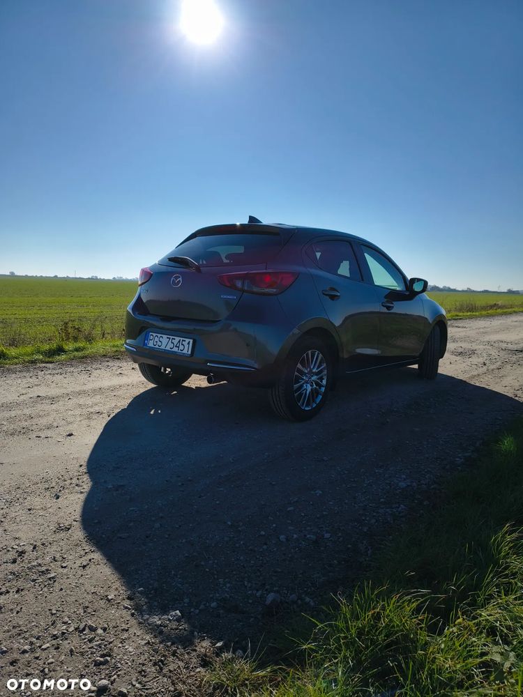 Mazda 2 - 6