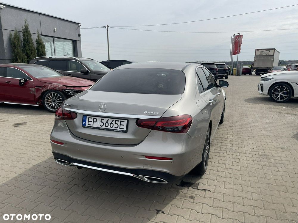 Mercedes-Benz Klasa E - 6