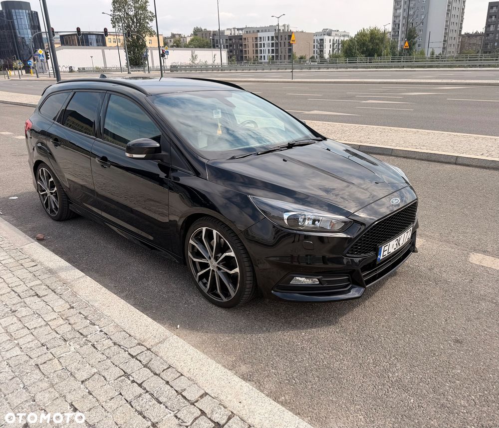 Ford Focus ST - 3
