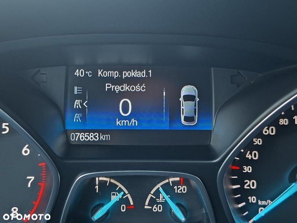 Ford Kuga - 27