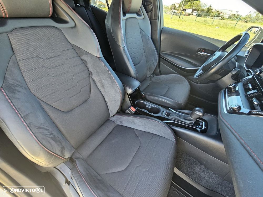 Toyota Corolla 1.8 Hybrid Exclusive - 25