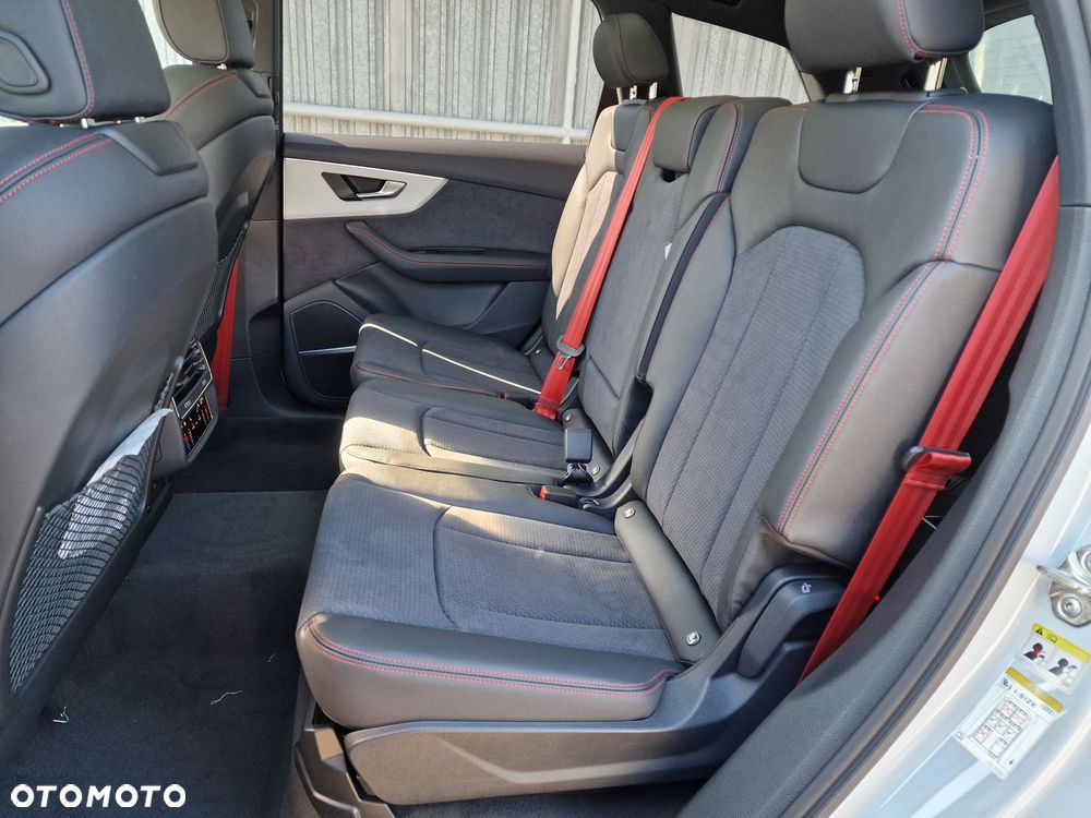 Audi Q7 - 17