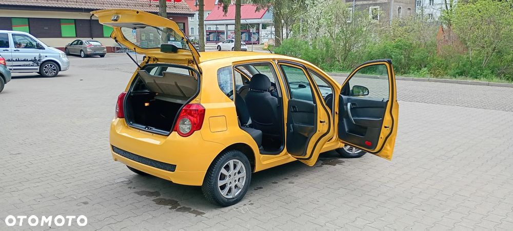 Chevrolet Aveo 1.2 16V Base+ / Classic+ - 8