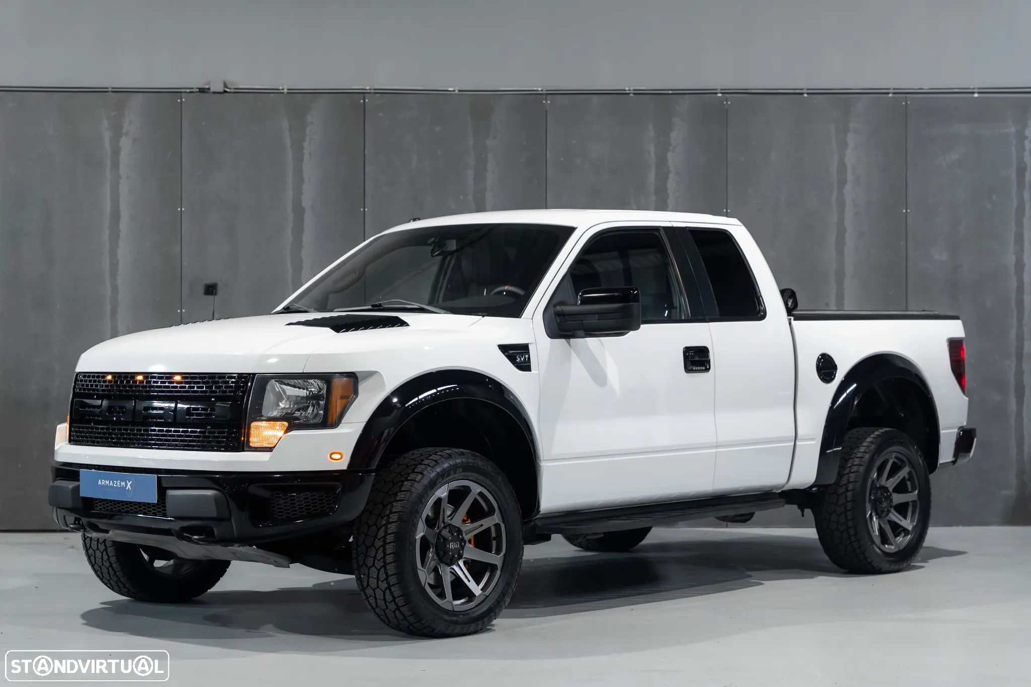 Ford F-150 Raptor SVT - 1