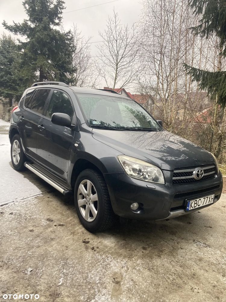 Toyota RAV4 2.2 D-4D Premium - 1