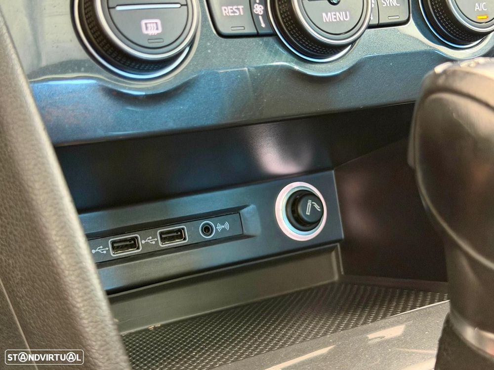 VW Tiguan 2.0 TDI R-Line DSG - 30