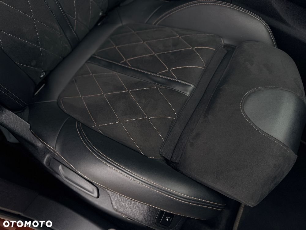 Peugeot 3008 BlueHDi 180 Stop & Start EAT8 GT - 33