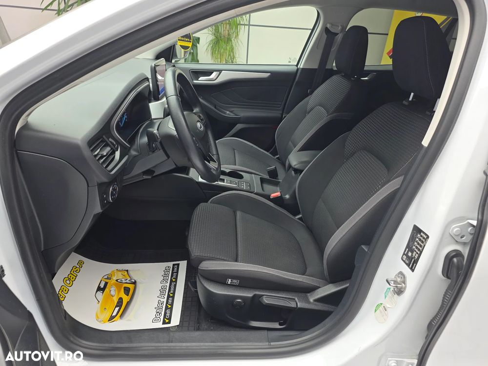 Ford Focus 2.0 EcoBlue Start-Stopp-System Aut. ACTIVE - 14
